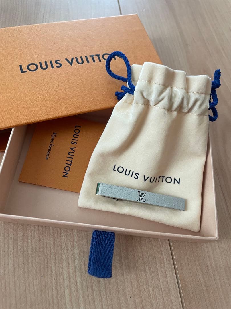 LOUIS VUITTON ネクタイピン シルバー LOUIS VUITTON（ルイ・ヴィトン） ネクタイピン メンズ LOUIS VUITTON