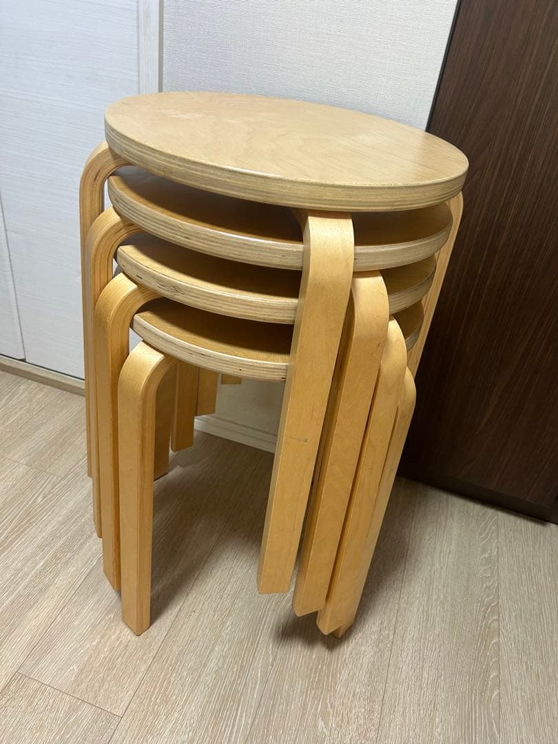 IKEA FROSTA フロスタ　スツール4脚 IKEA 木製スツールFROSTA フロスタ 廃盤品 アルテック風 赤1脚 ④
