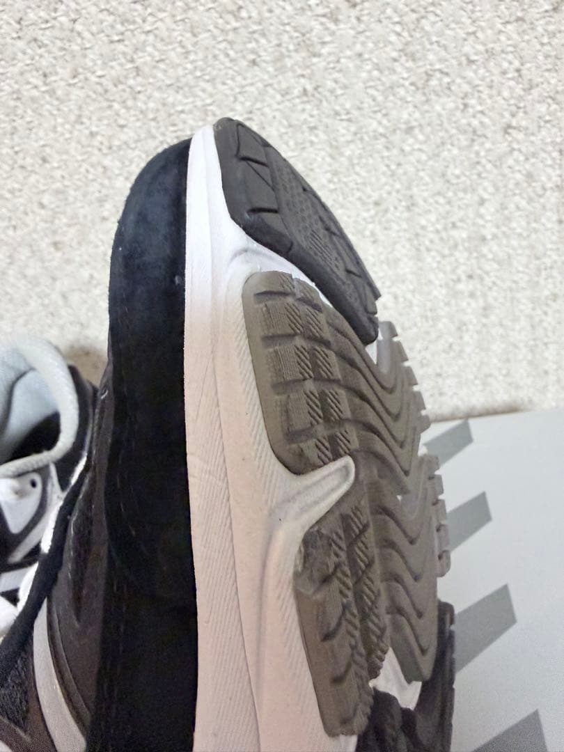 ニューバランス　W990BK6 黒✖️白　24.5cm