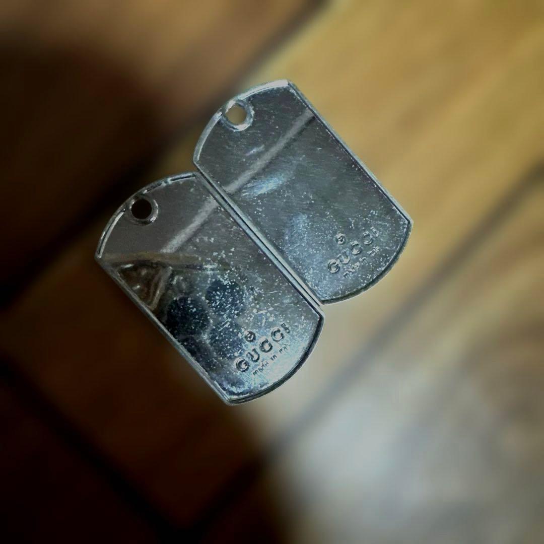 ゴ*ス様 グッチ ドッグタグ 中古・古着通販】GUCCI (グッチ) ドッグタグチャーム シルバー