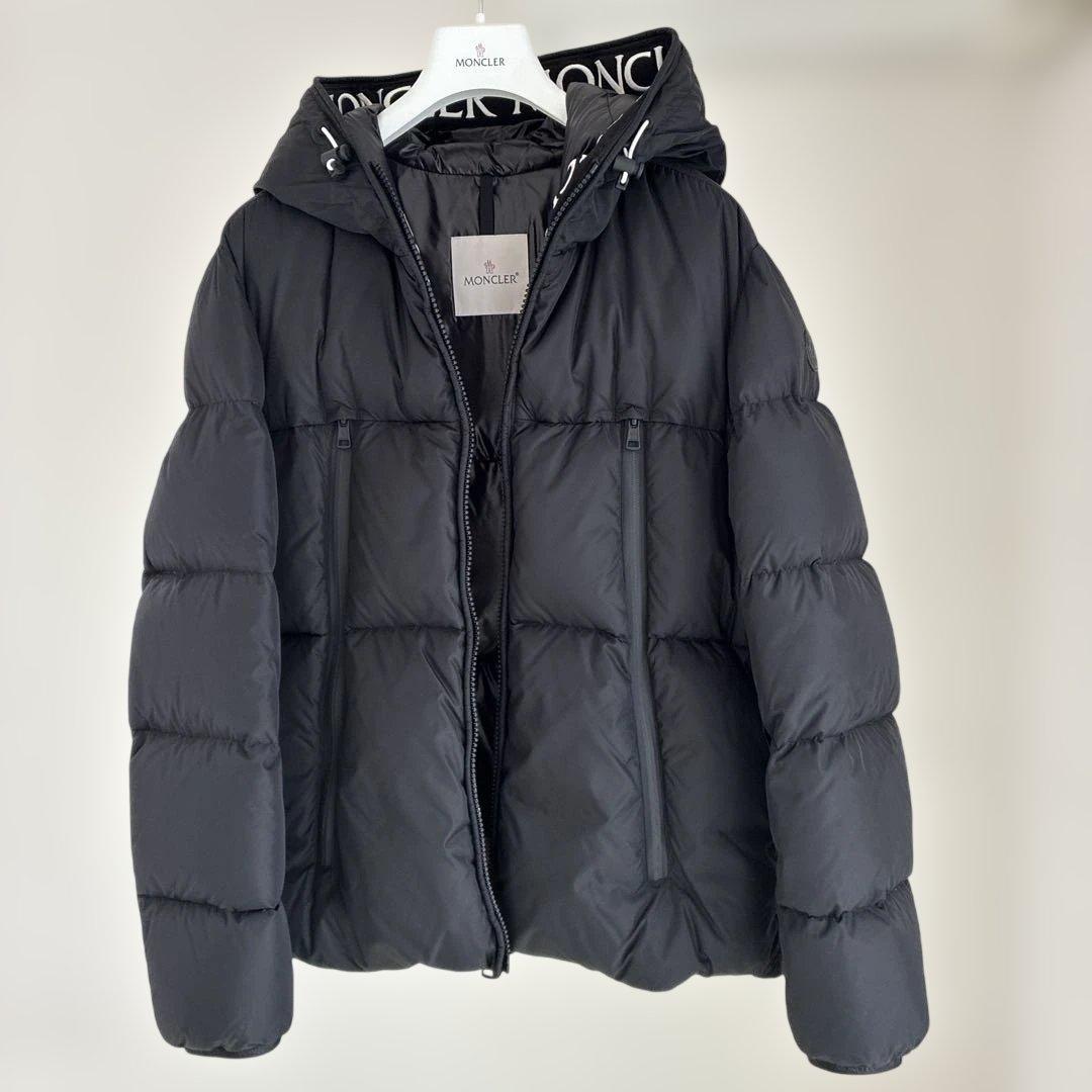 ジャケット・アウター MONCLER Montcla Nylon Down Jacket 0400021533324_BLACK?wid=600&