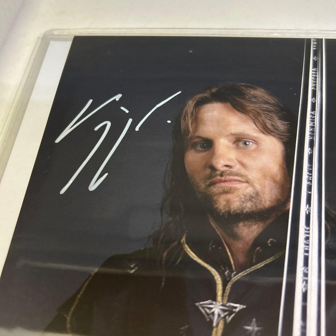ヴィゴ・モーテンセン 直筆入りサインフォト ロード・オブ・ザ・リング