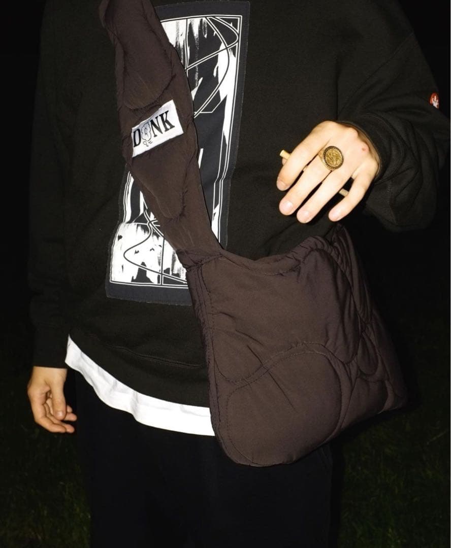 donkドンク crossbody blob bag ポーカーズ アツムさん着用|mercari