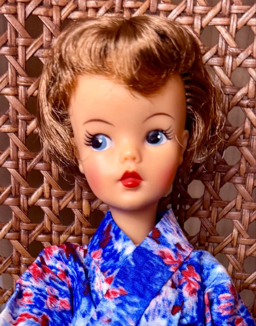 お値下げ 青い着物姿のタミーちゃん 30cm 美品 タミーちゃん 着物セット一式 青緑 パタパタ帯 - メルカリ