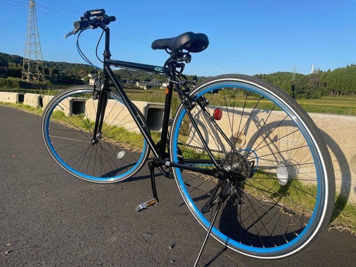 VクロスバイクHD700C 完成品でお届け!クロスバイク 7段変速 70×32C SHIMANO 自転車 460mm