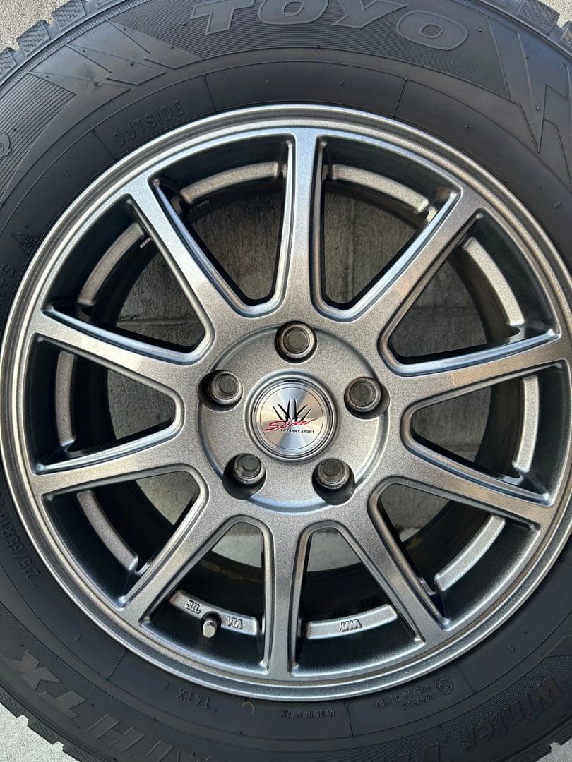 美品！送料込み！値下げ交渉可】23年製 スタッドレスタイヤホイール4本