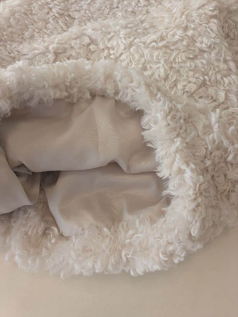 ヤマダヤ Vin スタンドカラーテディベアコート アイボリー - メルカリ