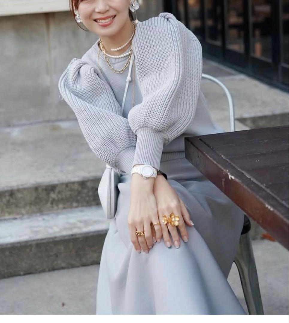 セール イデアルーチェ マーガレットセットアップ グレー - メルカリ