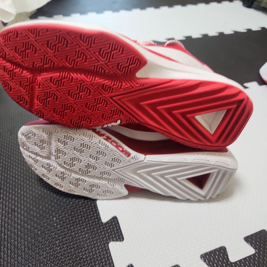 ズームフリーク5 カイリーフライトラップ2 ヤニスイモータリティ3 3足