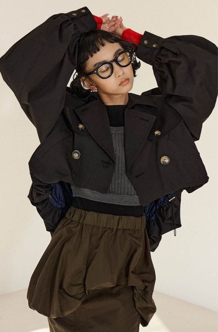 新品未使用】OMMO BALLOON TRENCH BLOUSON 黒 - メルカリ