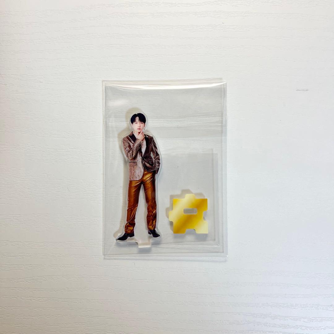 M!LK 吉田仁人 アクスタ - メルカリ