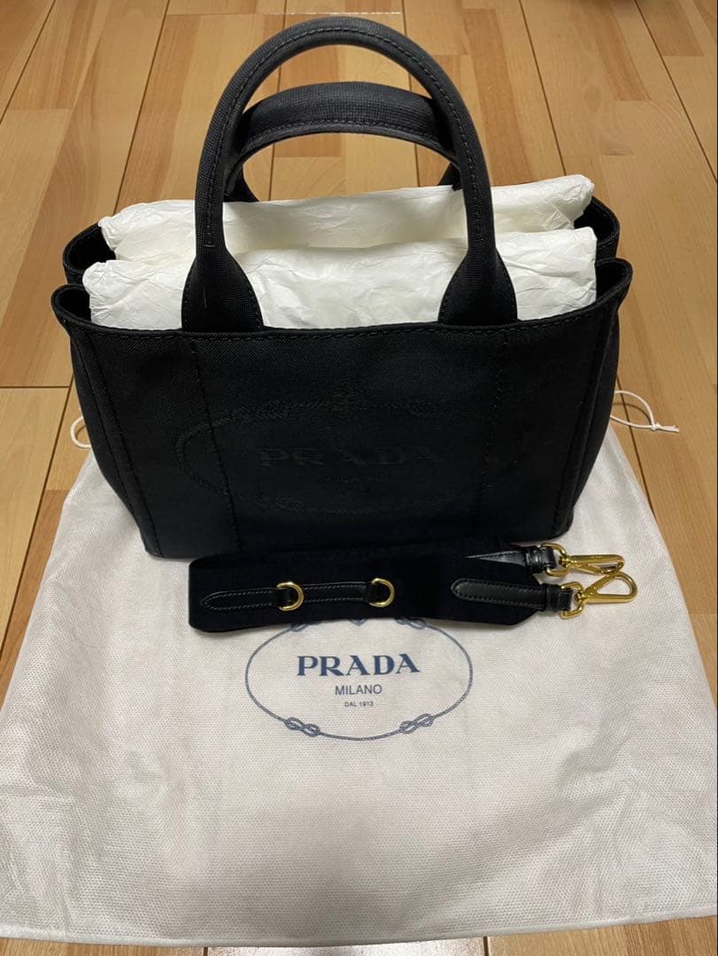 期間限定割引【PRADA】カナパ S ハンドバッグ PRADA（プラダ） （未使用保管品）プラダ カナパ St.Barth サン