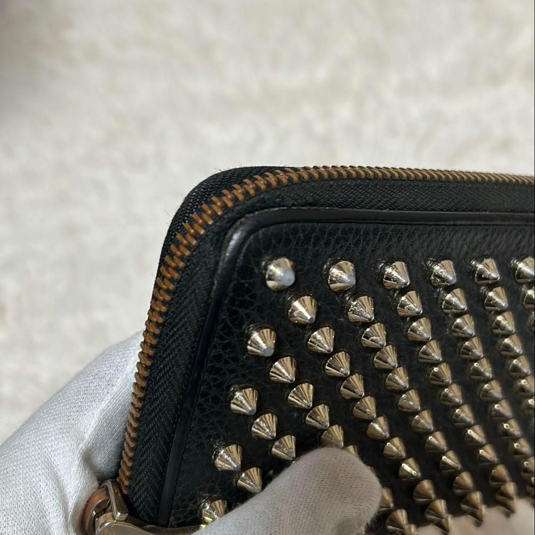 ✨美品 ルブタン ラウンドジップ パネート 長財布 シボ革 ブラック レザー