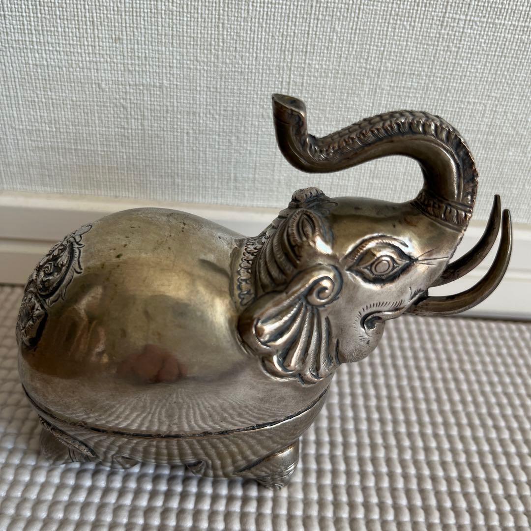 最終価格）希少レア純銀90.0 重さ107g 象小物入れ 装飾品置物