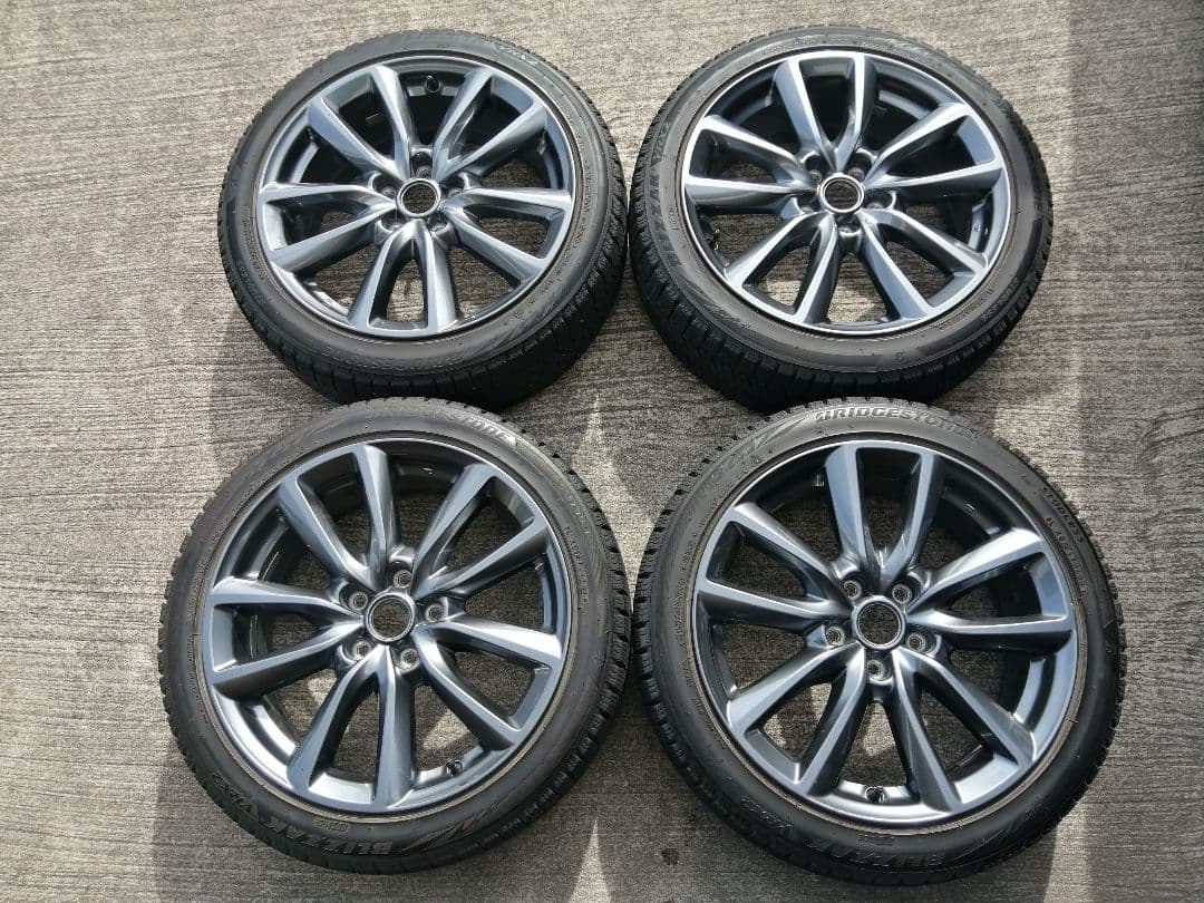 マツダ3 純正18インチ VRX2 スタッドレスタイヤセット 215/45R18