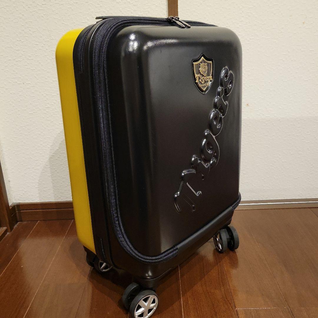 阪神タイガース キャリーバッグ キャリーケース - メルカリ