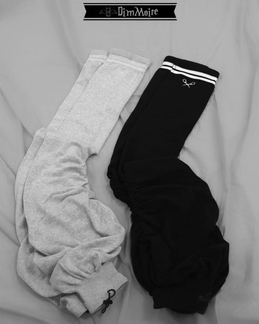 最終値下げ 新品未使用 dimmoire 学園ニーハイウォーマー ブラック