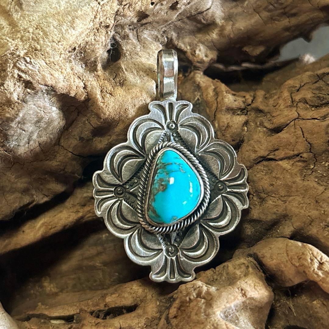 navajo ゲーリーリーブス ターコイズ ペンダント インディアン