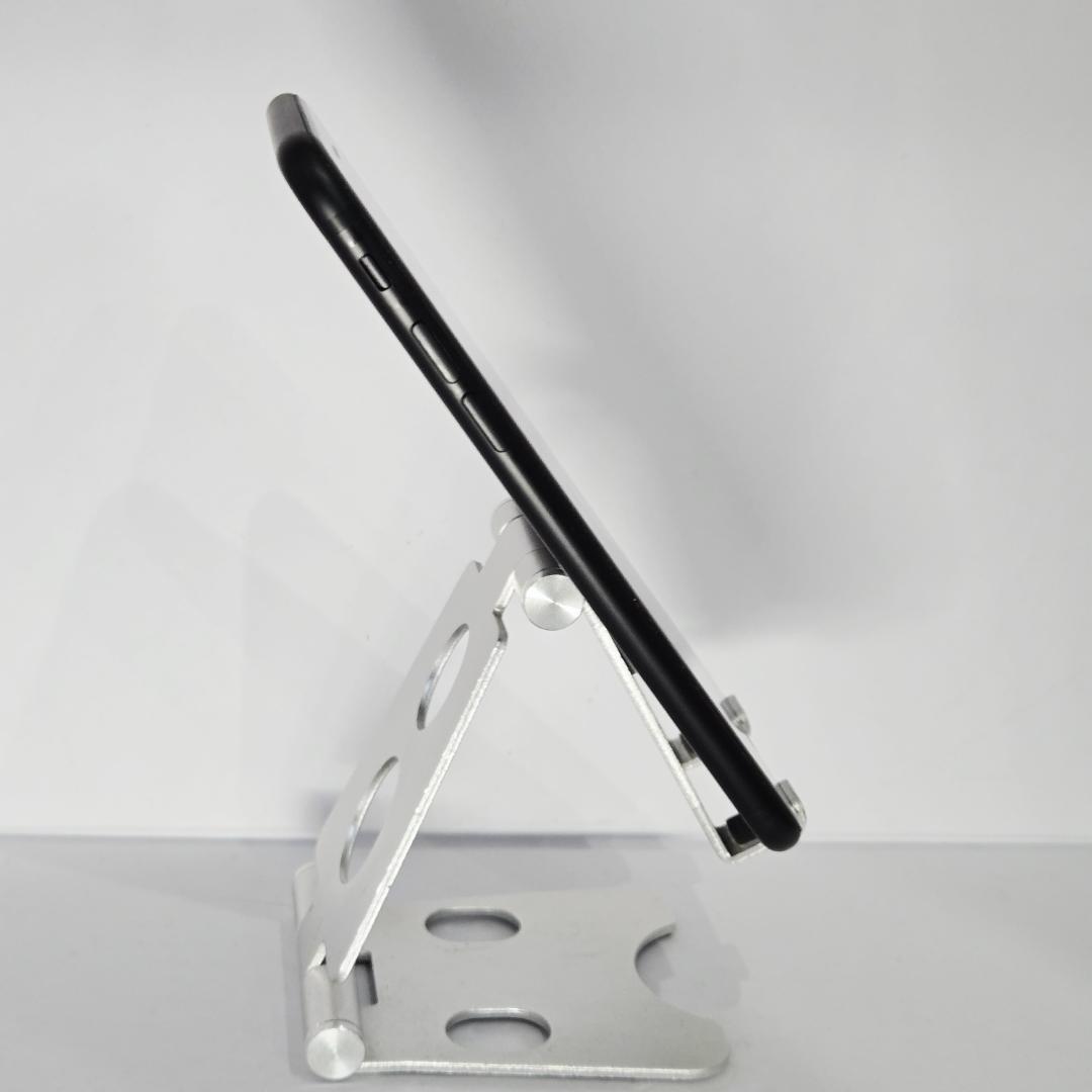 19 iPhone7 ブラック SIMフリー 美品 バッテリー86% - メルカリ