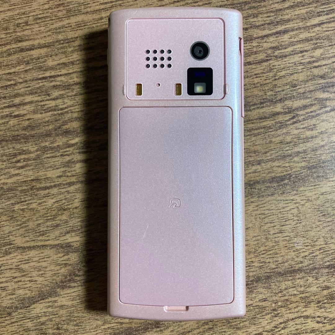 au K011 ピンク KYOCERA折りたたみ携帯電話本体 - メルカリ