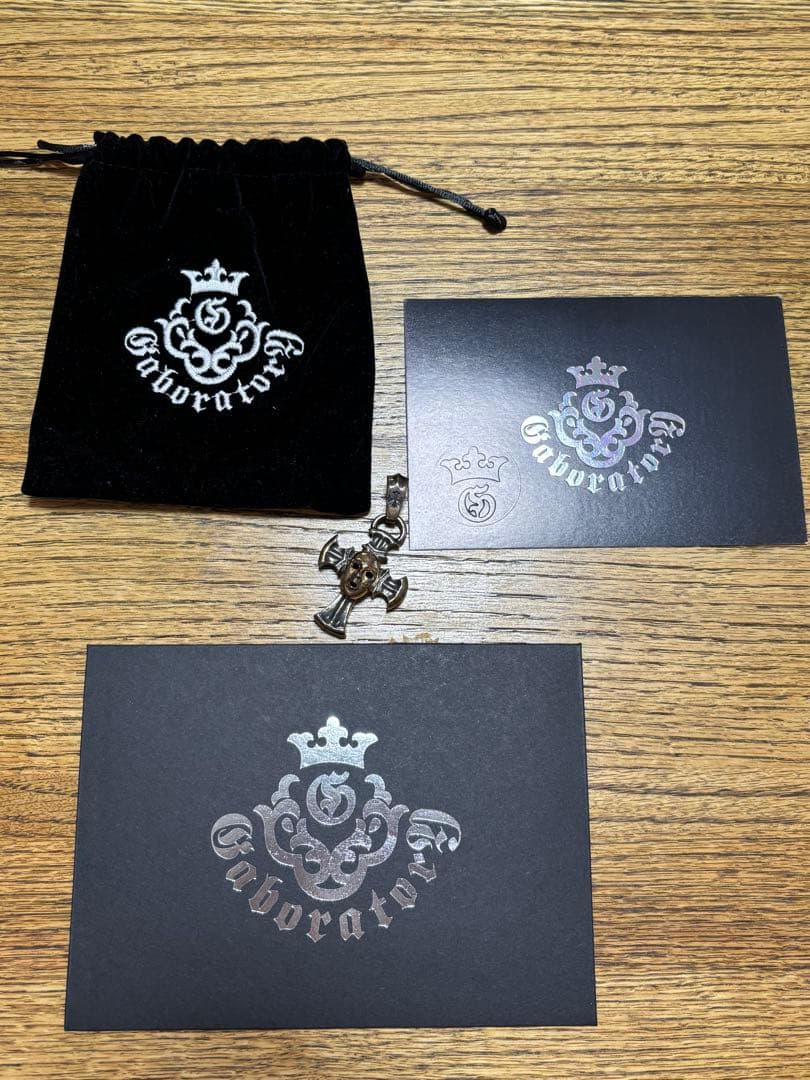 ガボラトリー 1/8 10Kフェイス バトルアックス ペンダント 横浜 - メルカリ