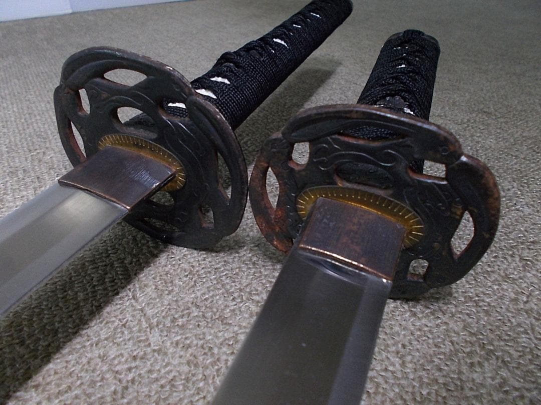 模造刀 居合刀 日本刀全長102cm1289g 67.5cm801g 鉄鍔 竹編