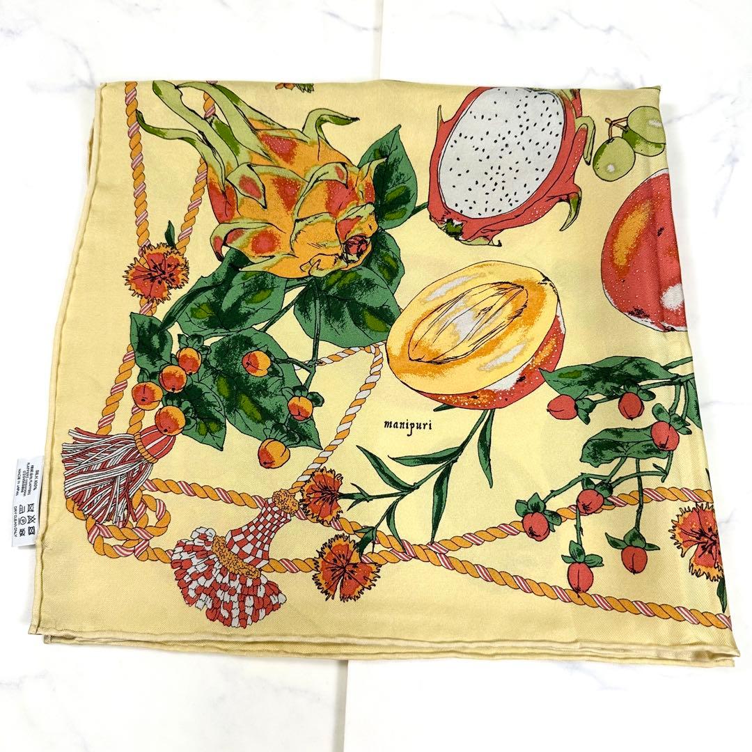 manipuri ＜シルクスカーフ65＞ フルーツバスケット ベージュ - メルカリ