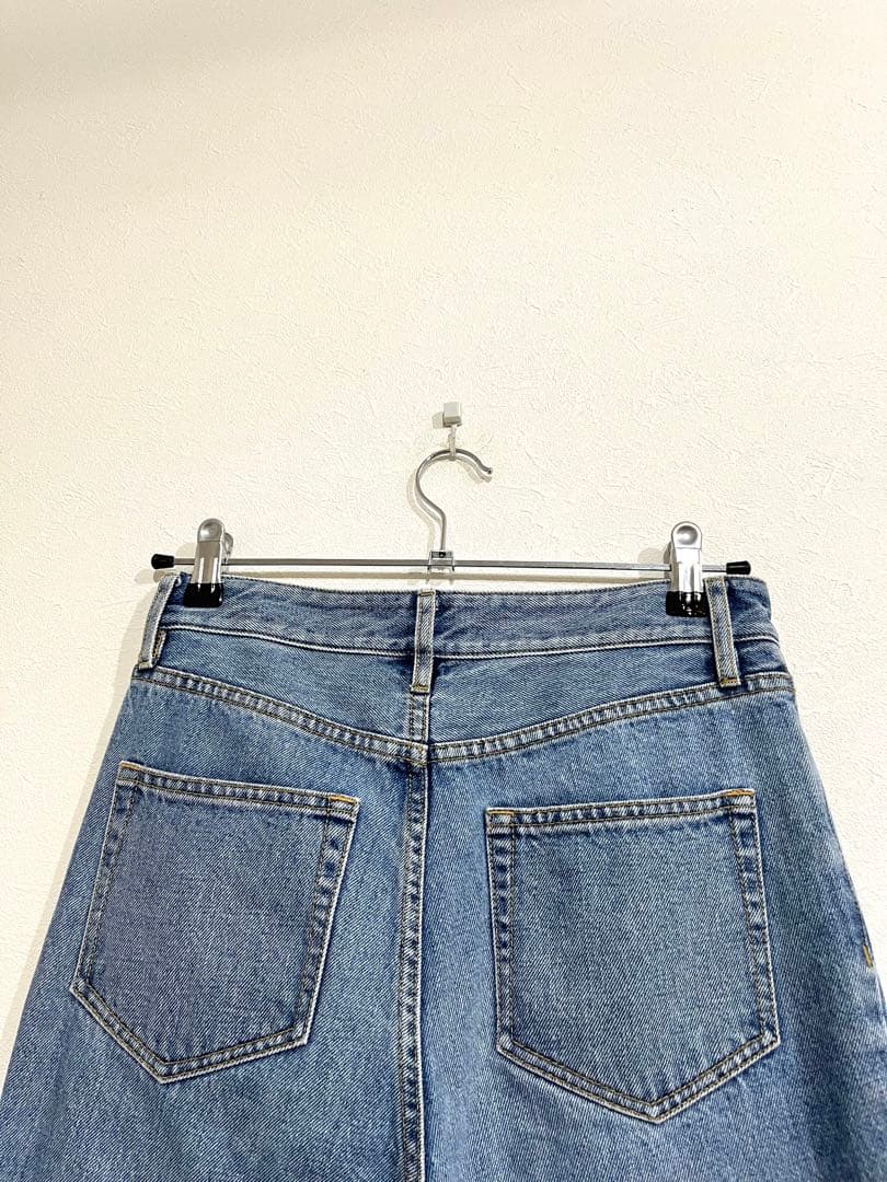 ドゥーズィエムクラス 2024SS スリム クロップドデニム 36 美品 - メルカリ