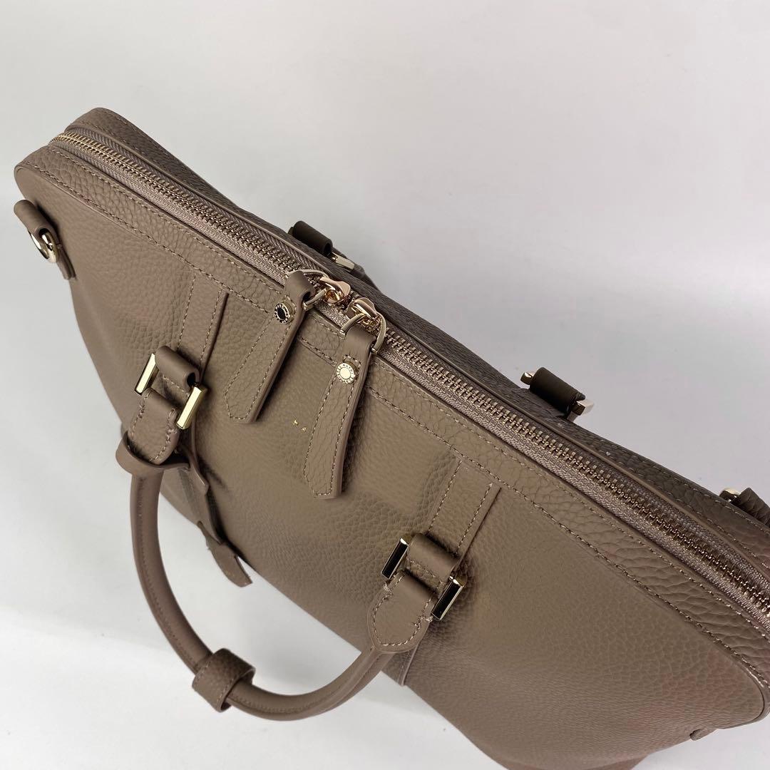 未使用級】HAYNI× meme.コラボ Roynel ロイネルビジネスバック - メルカリ