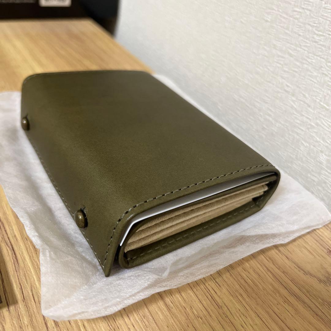 エムピウ（m+）財布「ミッレフォッリエII P25 グリージョ（grigio） エムピウ m+ millefoglie II P25 grigio | 深緑 グリーン