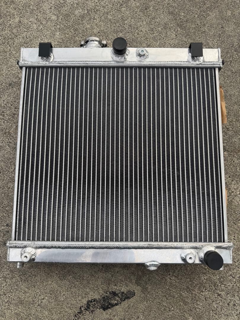 ジムニー jb64w jb74w MT車用 グレッティ アルミラジエター - メルカリ