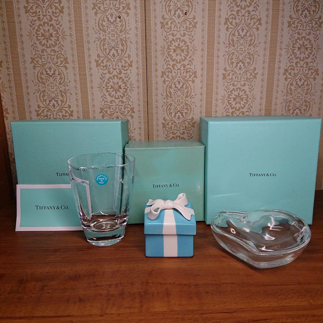 TIFFANY【ティファニー】ブルーリボンケース&グラス&ガラスケース