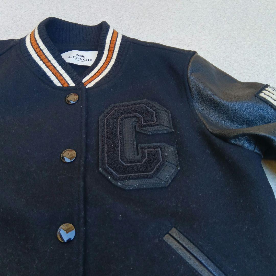 COACHコーチ スタジャン 袖レザー Cロゴ ワッペン 星条旗 - メルカリ