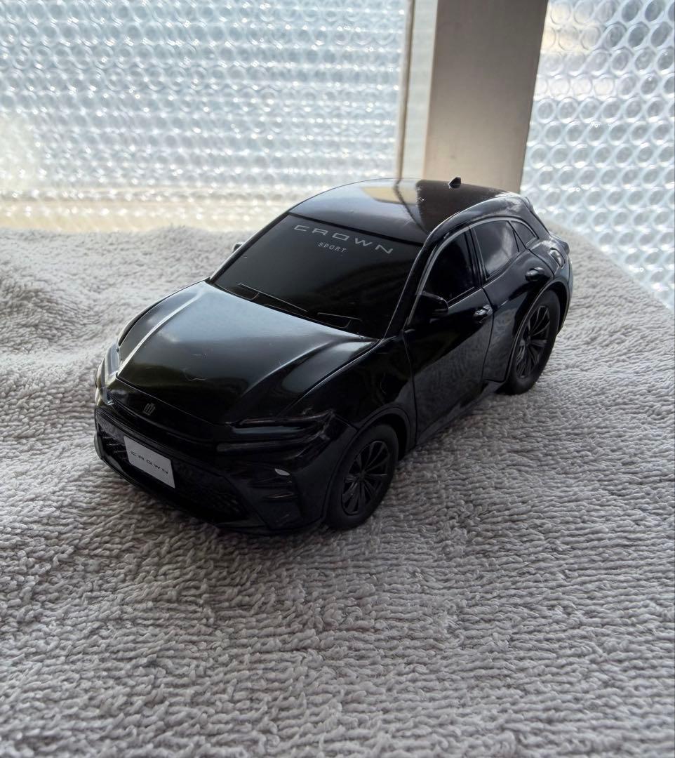 トヨタ クラウンスポーツ ミニカー プルバックカー 非売品 カラーサン