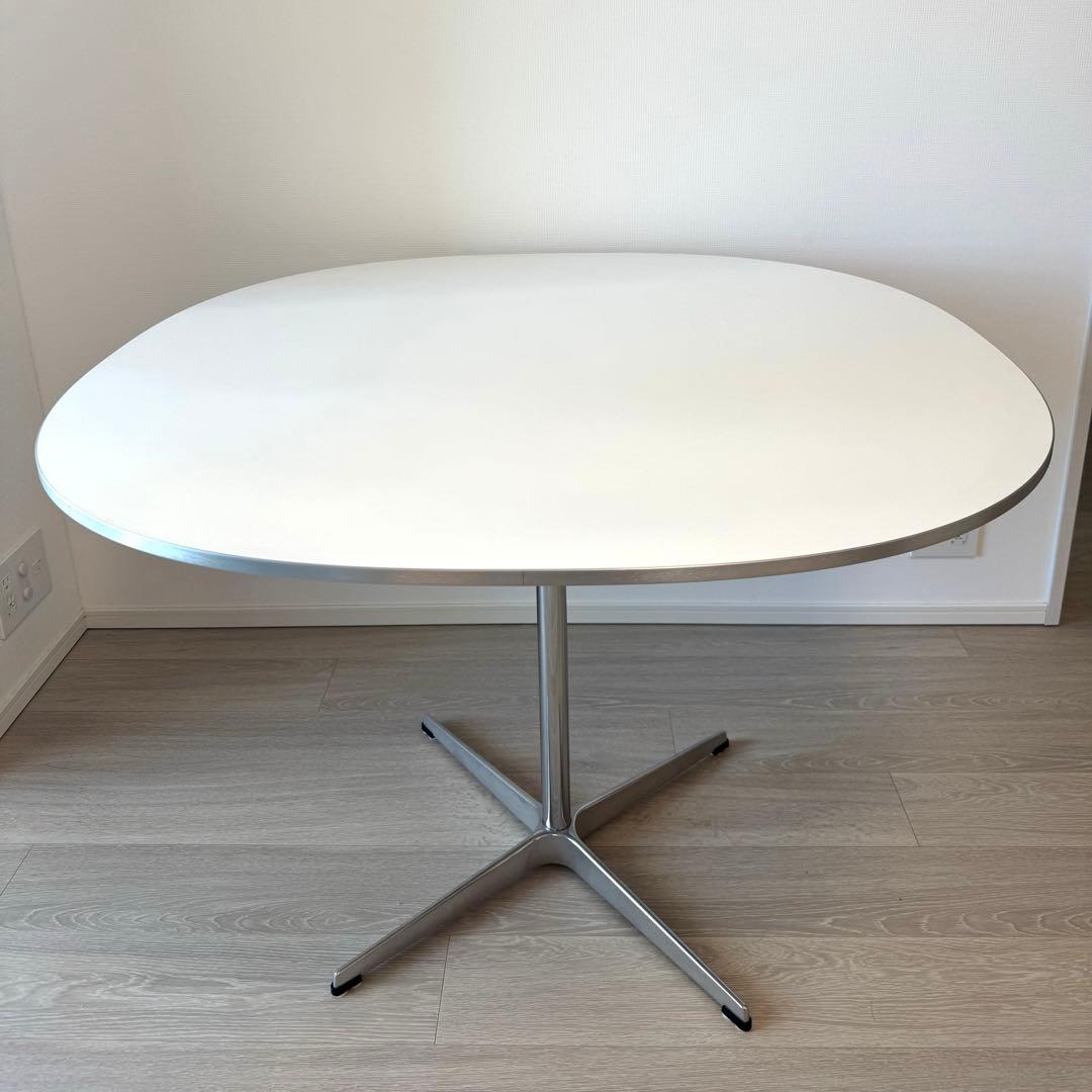 フィリッツハンセン スーパー円テーブル カフェテーブルA603 - メルカリ