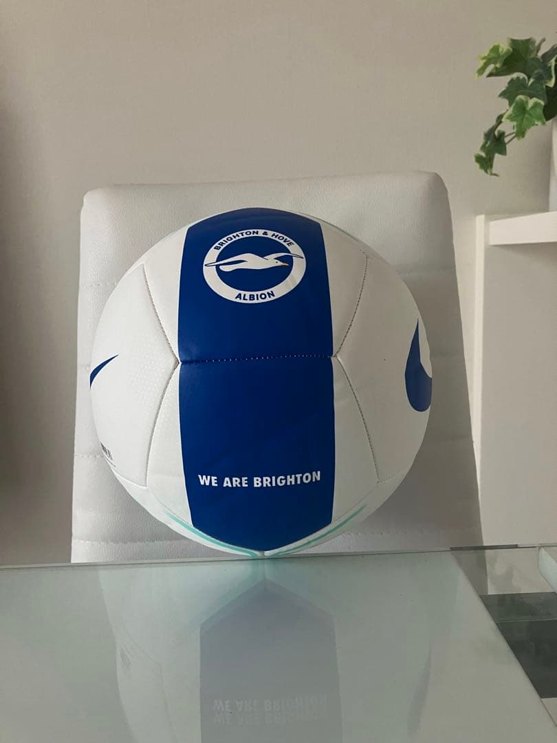 こう 【正規品・新品】ブライトン　サッカーボール 25/26シーズン 正規品・新品】ブライトン公式サッカーボール 25/26シーズン 5号