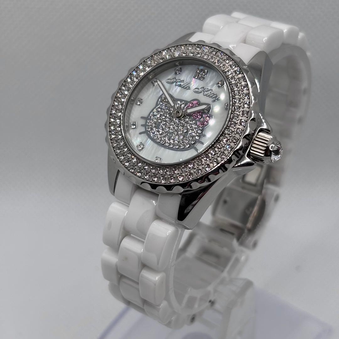 weky様専用サンリオ ハローキティ スワロフスキー レディース 稼働品