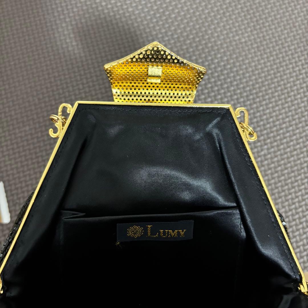 LUMY♡ビーズ装飾 黒 バッグ 留め具 チェーン ブラック パーティー