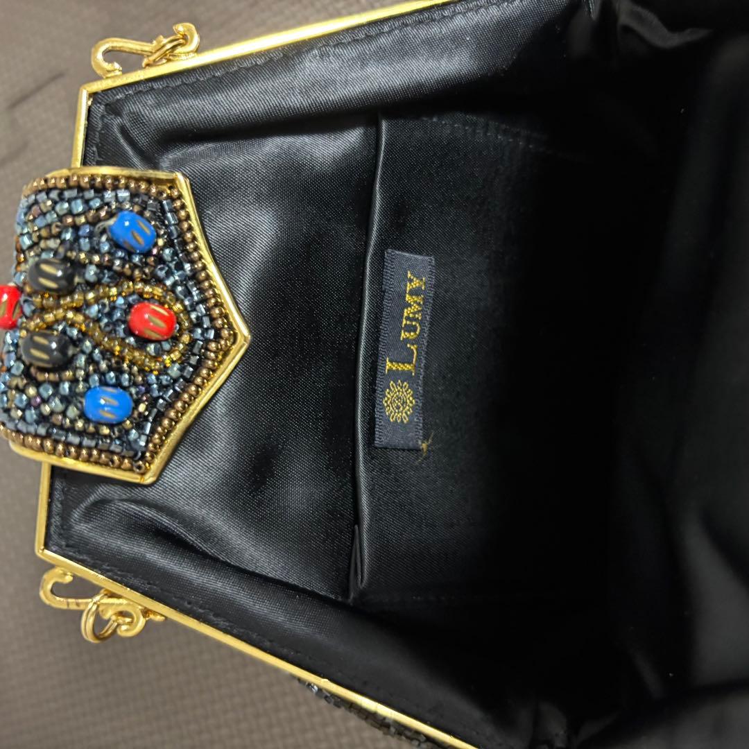LUMY♡ビーズ装飾 黒 バッグ 留め具 チェーン ブラック パーティー