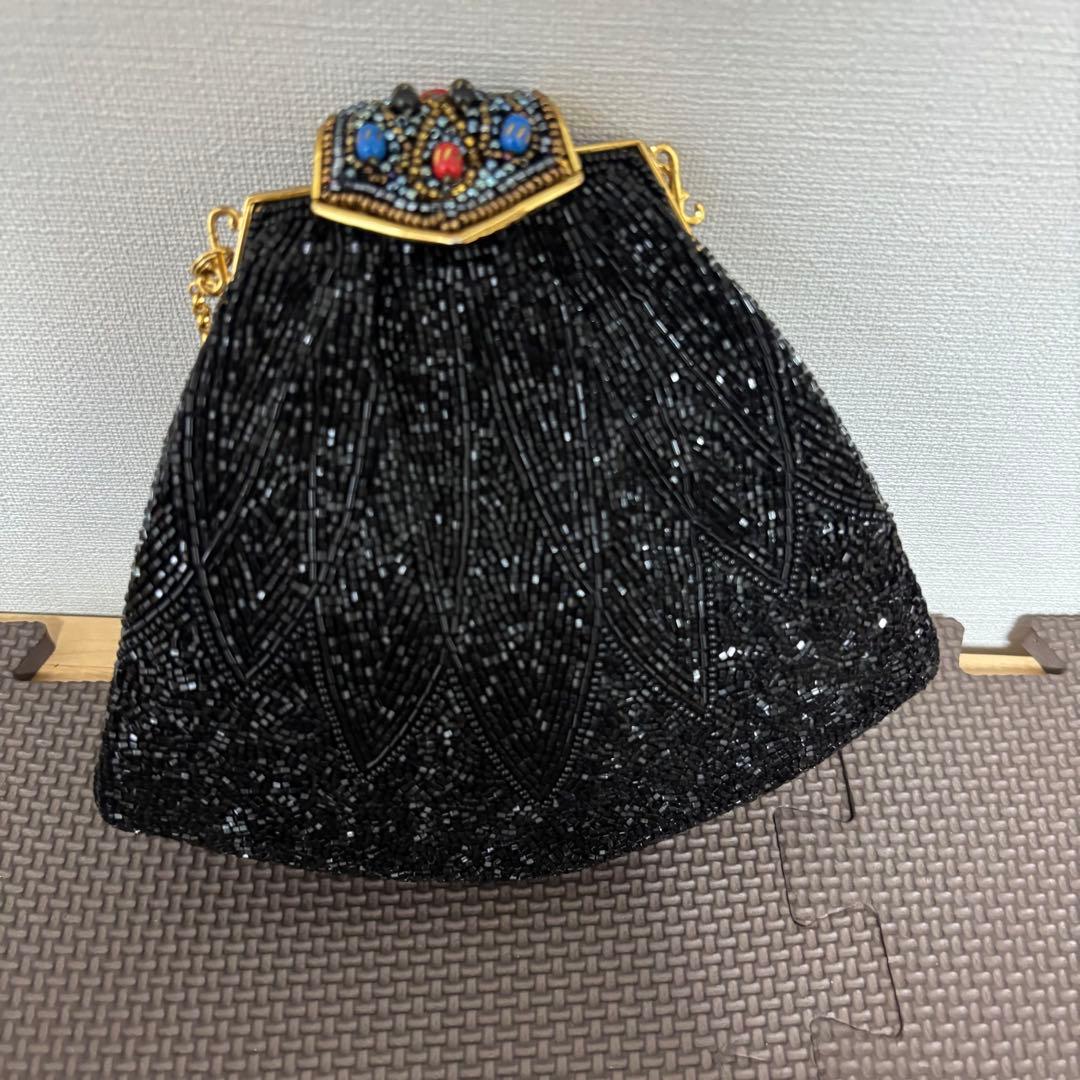 LUMY♡ビーズ装飾 黒 バッグ 留め具 チェーン ブラック パーティー