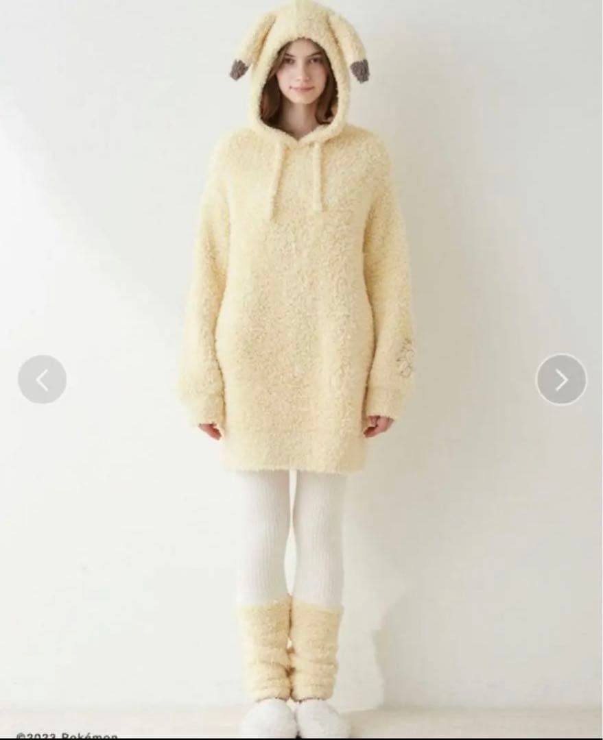 ジェラートピケ ピカチュウフーディ＆レッグウォーマーレギンスセット