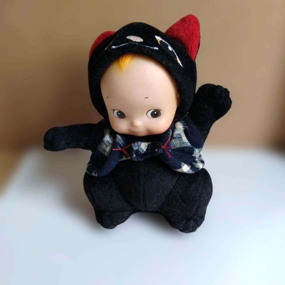 ローズオニールキューピー 黒ネコ招き猫 3/8までの出品です - メルカリ