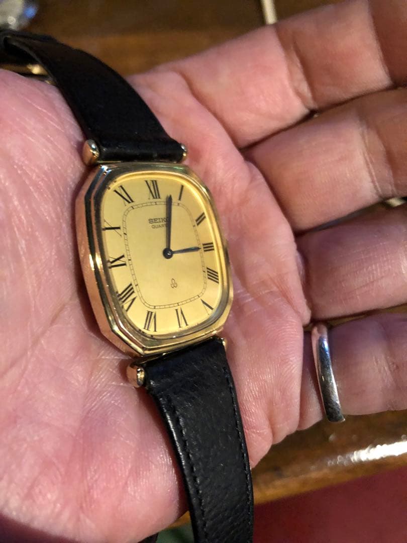 koka様 セイコー シャリオ SEIKO スクエア ローマン文字 腕時計 - メルカリ