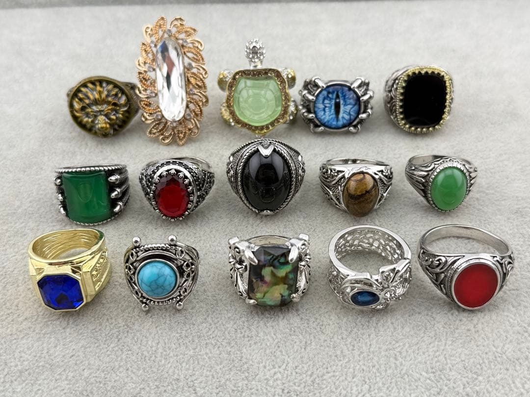 ブッチ　リング250個セット Carolina Bucci／キャロリーナ・ブッチ＞特別な輝きを添えるジュエリー