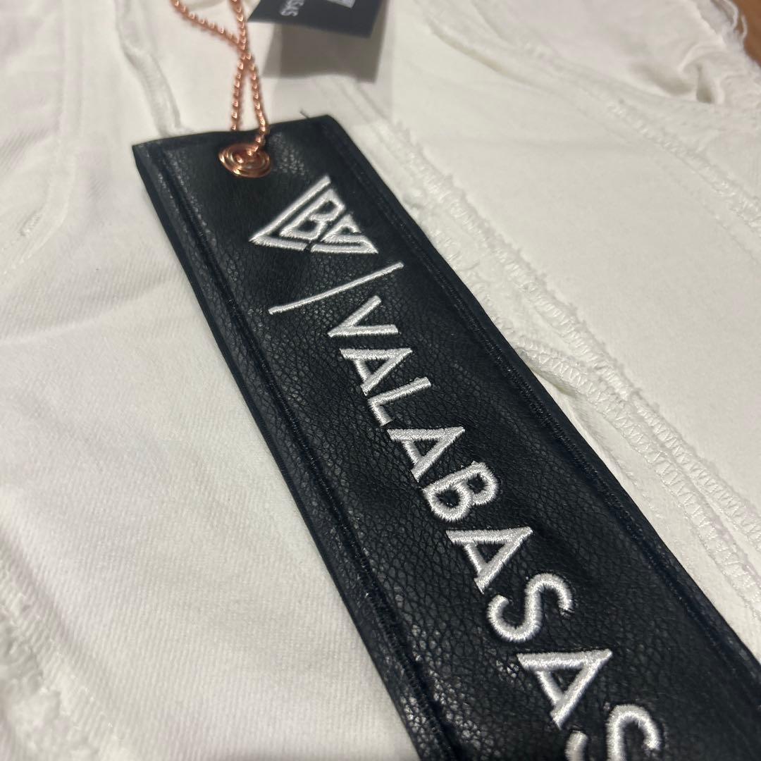 valabasas【新品未使用】ホワイトクラッシュフレアデニム 32 - メルカリ