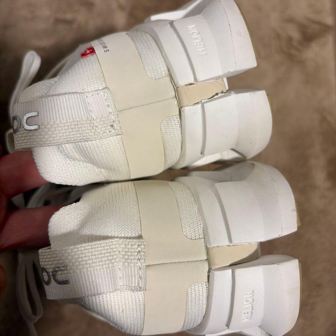 美品 On スニーカー シューズ 23cmの通販はau PAY マーケット - 輸入