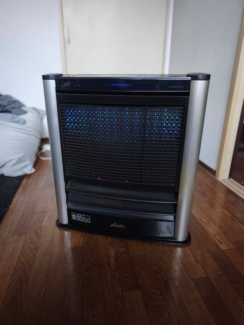 Aladdin 石油ファンヒーター AJ-F45A ヨドバシ.com - アラジン Aladdin 石油ファンヒーター 木造12畳