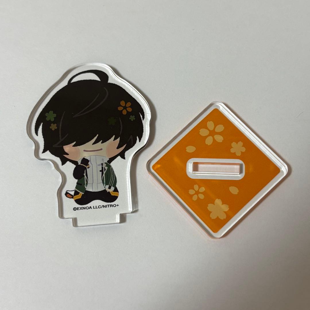 わんぱく！ 刀剣乱舞 アクリルぷちスタンド 桑名江 - メルカリ