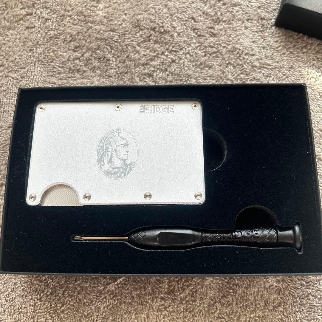 the Ridge AMEX マネークリップ 限定ホワイト 専用工具付き - メルカリ