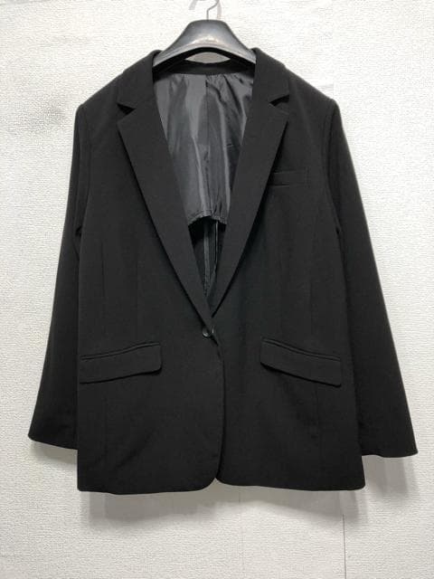 新品☆4L♪黒系無地♪ストレッチ洗えるパンツスーツ♪お仕事・通勤☆a307